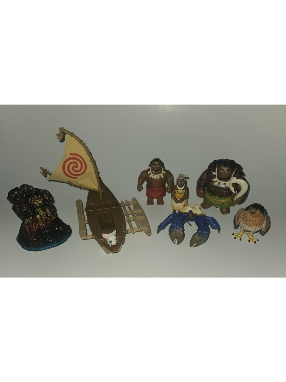 7 Moana Disney Figure Canoe Boat Toy Lot Chief Tui Gramma Hawk Pua Maui Te Fiti
